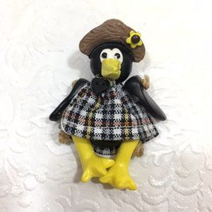VTG Handmade Black Crow w/Hat Dress Movable Dough Clay Figurine Pin Brooch 3"
